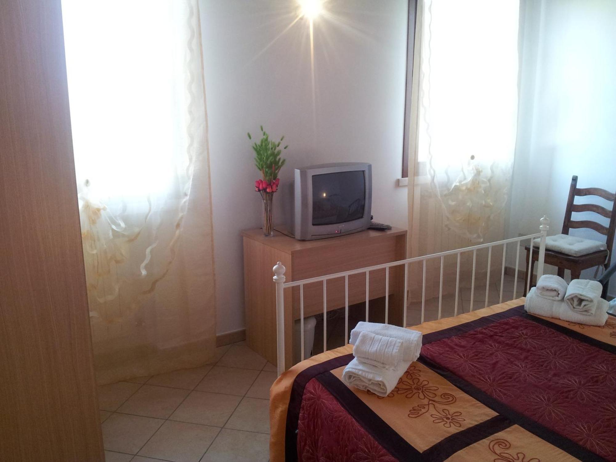 Bb Parco Del Mincio Bed & Breakfast Virgilio Екстериор снимка