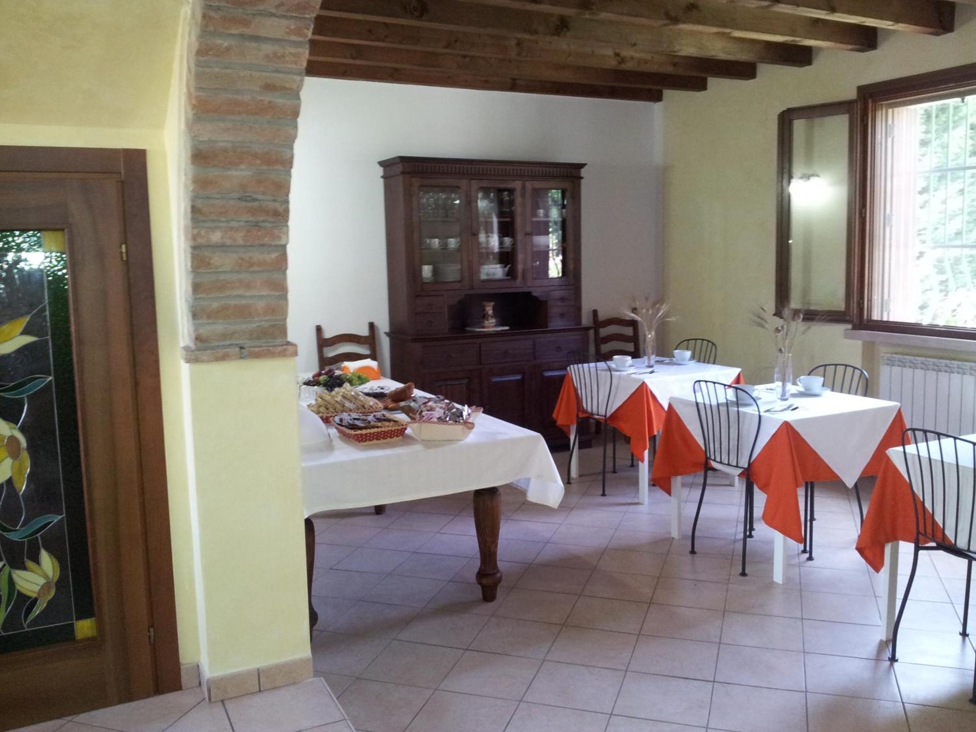 Bb Parco Del Mincio Bed & Breakfast Virgilio Екстериор снимка