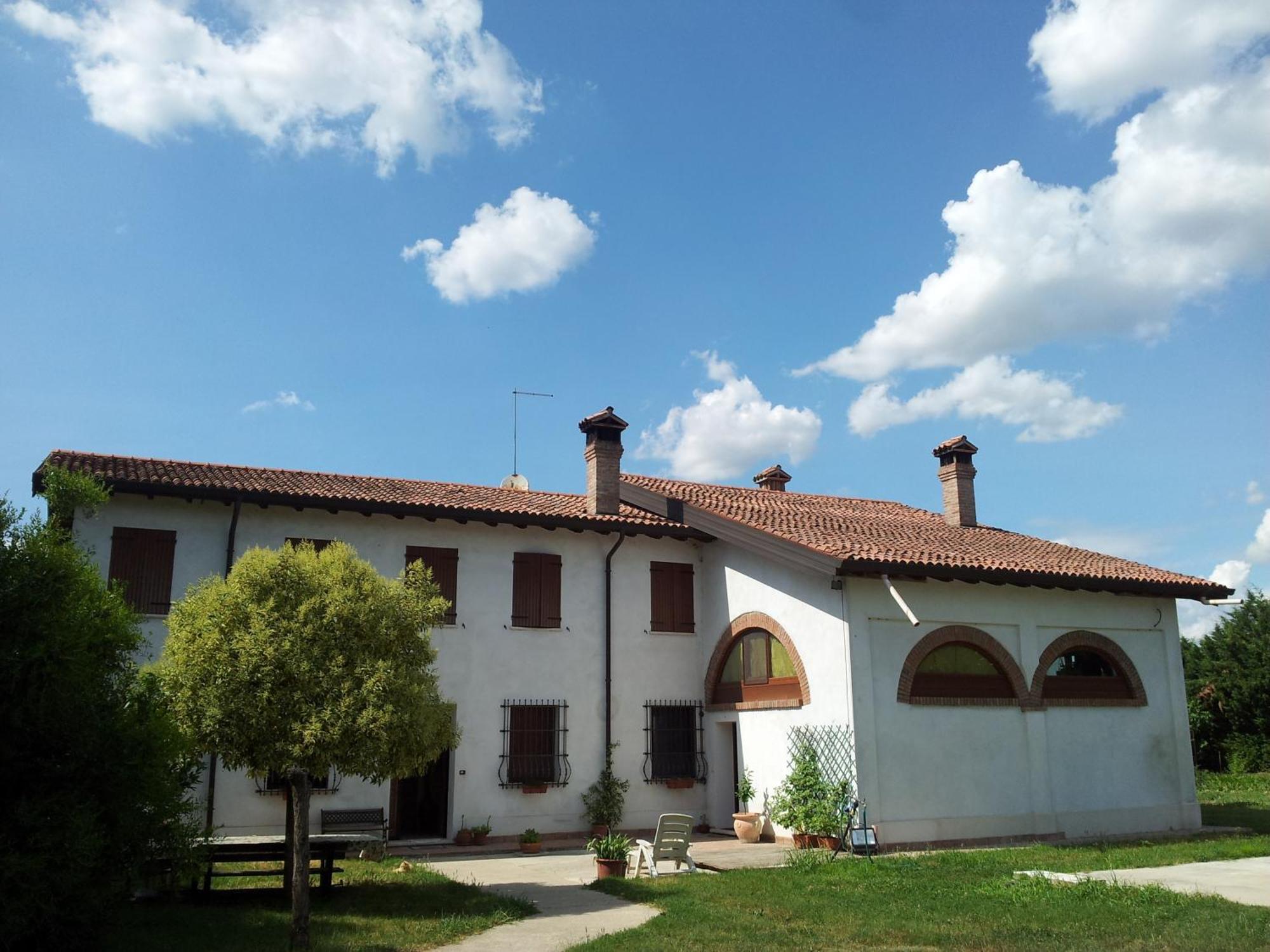 Bb Parco Del Mincio Bed & Breakfast Virgilio Екстериор снимка